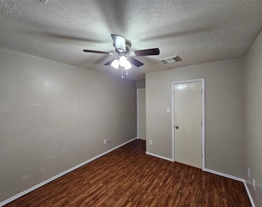 13111 Cherryglade Court - Photo Thumbnail 45