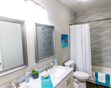507 E Foley Street - Photo Thumbnail 19
