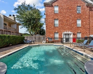2210 Augusta Drive - Photo Thumbnail 1