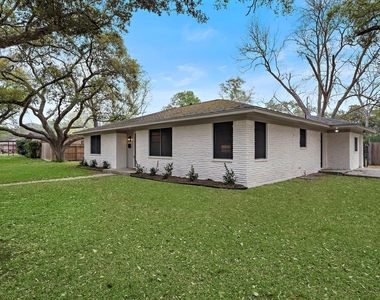 1606 E Fayle Street - Photo Thumbnail 1