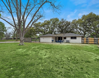 1606 E Fayle Street - Photo Thumbnail 21