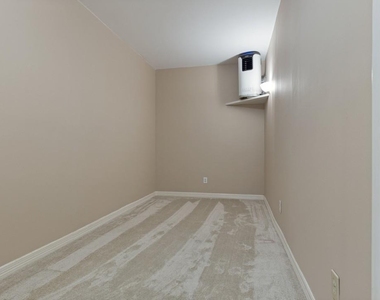 4110 Woodhead Street - Photo Thumbnail 12