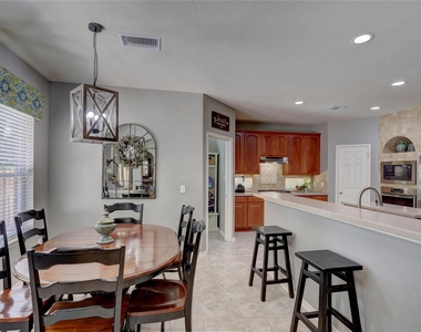 19 S Linton Ridge Circle - Photo Thumbnail 4