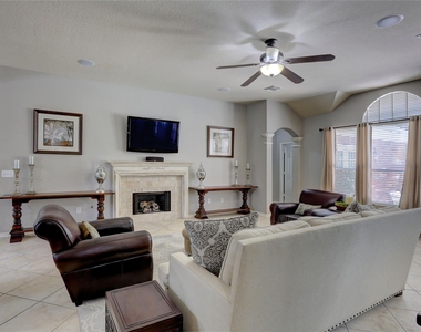19 S Linton Ridge Circle - Photo Thumbnail 9