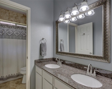 19 S Linton Ridge Circle - Photo Thumbnail 18