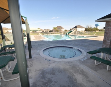 2905 Summer Cape Court - Photo Thumbnail 41