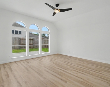 2905 Summer Cape Court - Photo Thumbnail 14