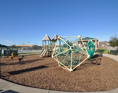 2905 Summer Cape Court - Photo Thumbnail 34