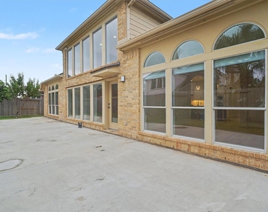 2905 Summer Cape Court - Photo Thumbnail 25