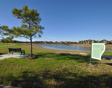 2905 Summer Cape Court - Photo Thumbnail 42