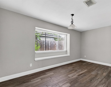 3218 Tynemeadow Court - Photo Thumbnail 12