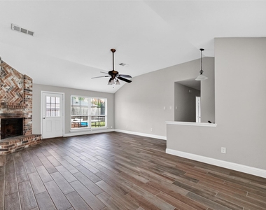 3218 Tynemeadow Court - Photo Thumbnail 9