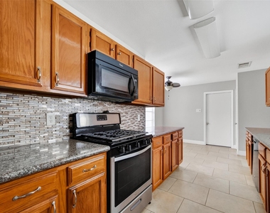 3218 Tynemeadow Court - Photo Thumbnail 18