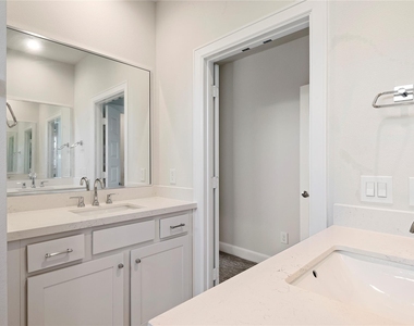 3004 Charline Avenue - Photo Thumbnail 19