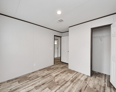 1556 Brown Road - Photo Thumbnail 14