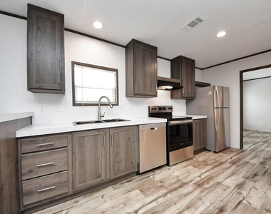 1556 Brown Road - Photo Thumbnail 9