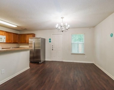 4422 Cannongate Drive - Photo Thumbnail 3