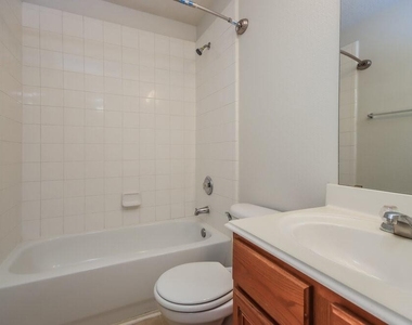 4422 Cannongate Drive - Photo Thumbnail 13