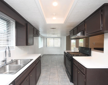 510 Chambly Drive - Photo Thumbnail 38