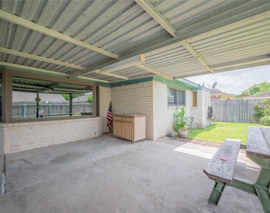 9202 Benning Drive - Photo Thumbnail 39
