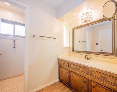 9202 Benning Drive - Photo Thumbnail 35