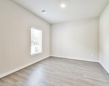 118 Prairie Dawn Circle - Photo Thumbnail 12