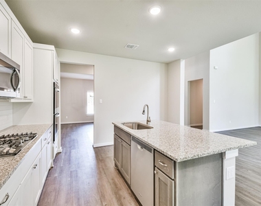 118 Prairie Dawn Circle - Photo Thumbnail 8