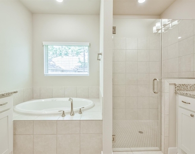 118 Prairie Dawn Circle - Photo Thumbnail 16