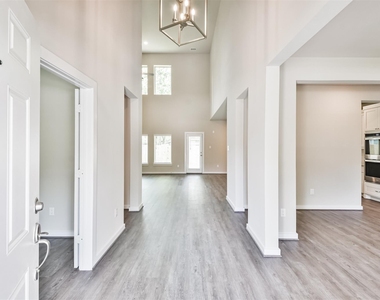 118 Prairie Dawn Circle - Photo Thumbnail 1