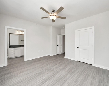 7711 Longmire Road - Photo Thumbnail 25