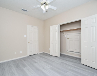 15114 Snow Hill Court - Photo Thumbnail 22