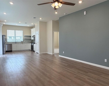 5089 Andorra Bend Lane - Photo Thumbnail 8