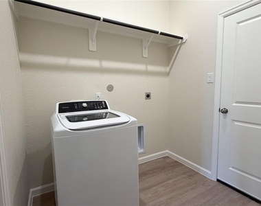 5089 Andorra Bend Lane - Photo Thumbnail 21