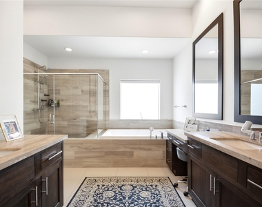 8653 Green Kolbe Lane - Photo Thumbnail 36