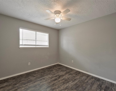 14119 Bella Drive - Photo Thumbnail 15
