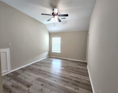 13007 Balsam Lake Court - Photo Thumbnail 19