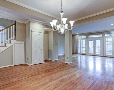 2003 Park Street - Photo Thumbnail 5