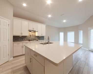 22138 Grand Mist Drive - Photo Thumbnail 7
