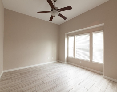 22138 Grand Mist Drive - Photo Thumbnail 2