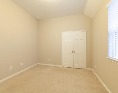 22138 Grand Mist Drive - Photo Thumbnail 33