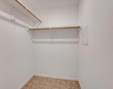 12721 Plummersville Street - Photo Thumbnail 21