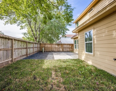 12721 Plummersville Street - Photo Thumbnail 24