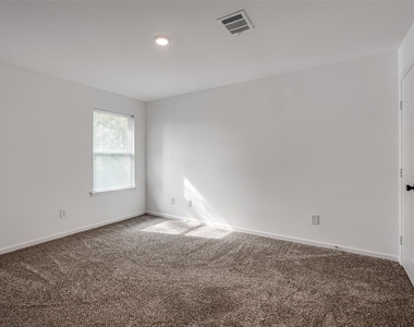 12721 Plummersville Street - Photo Thumbnail 19