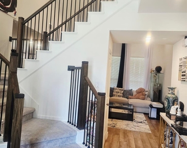 19027 Palizzi Ridge Lane - Photo Thumbnail 7