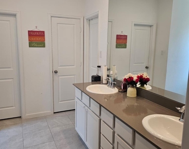 19027 Palizzi Ridge Lane - Photo Thumbnail 18