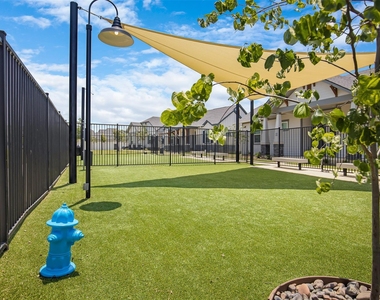 7216 Tall Tree Drive - Photo Thumbnail 27
