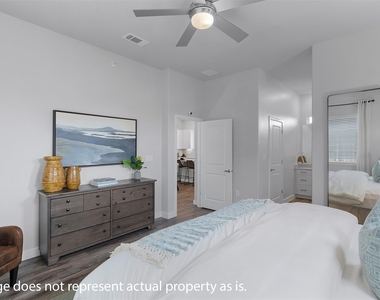 7216 Tall Tree Drive - Photo Thumbnail 15