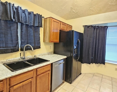 8731 Croteau Drive - Photo Thumbnail 10