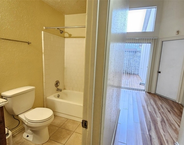 8731 Croteau Drive - Photo Thumbnail 19
