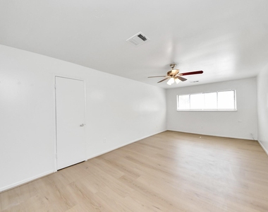 9131 Rentur Drive - Photo Thumbnail 18